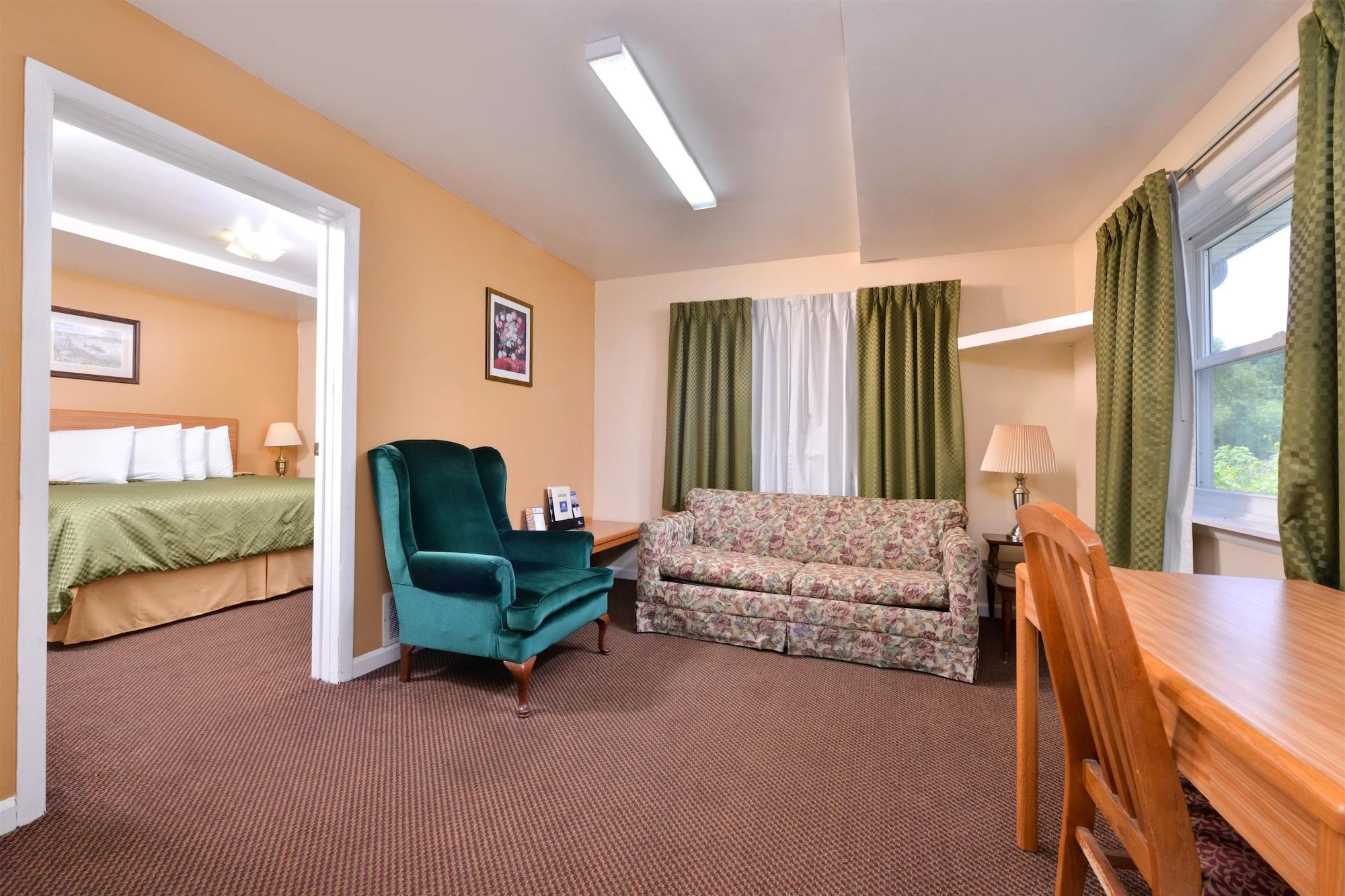 Americas Best Value Inn Jonesville/Hillsdale Exterior photo