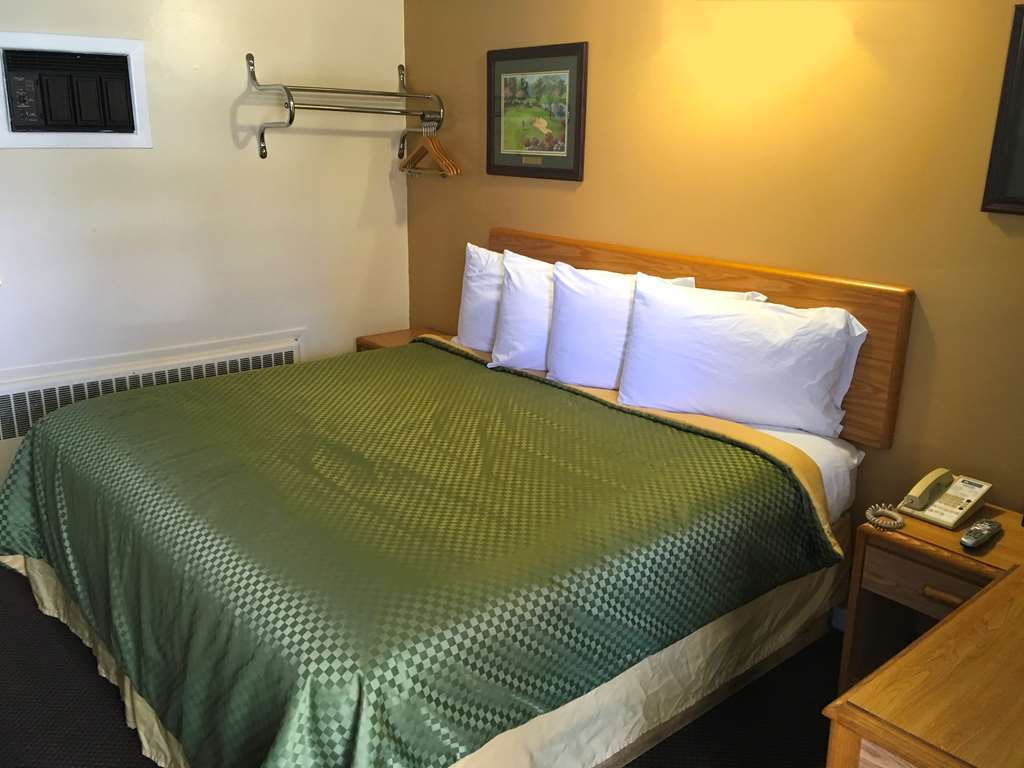 Americas Best Value Inn Jonesville/Hillsdale Room photo